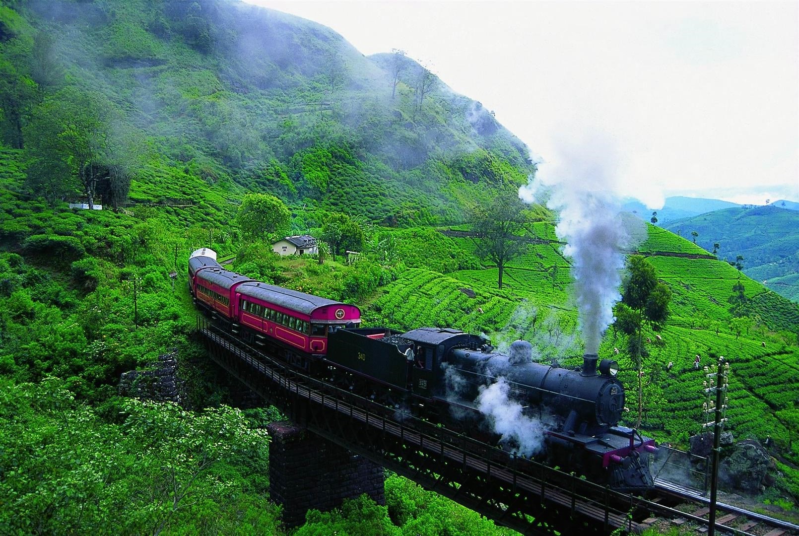 train journey sri lanka