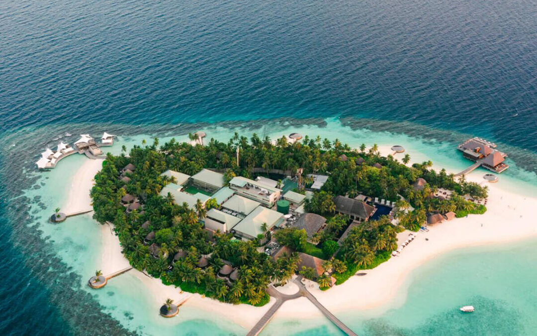 06 Days – Luxury Getaway In Kudadoo Maldives Private Island